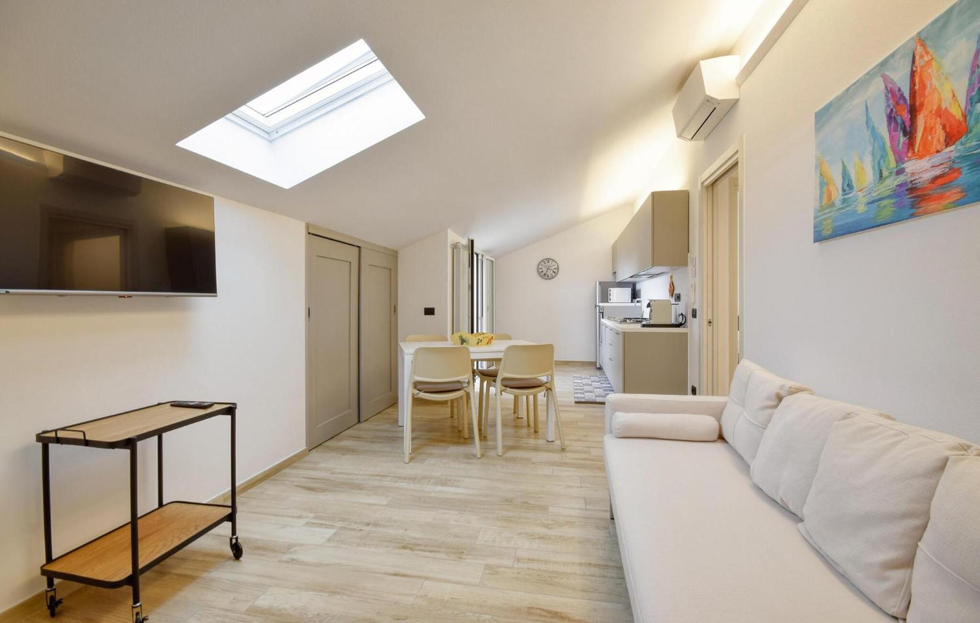 Beautiful Apartment In Moneglia With Kitchen Buitenkant foto